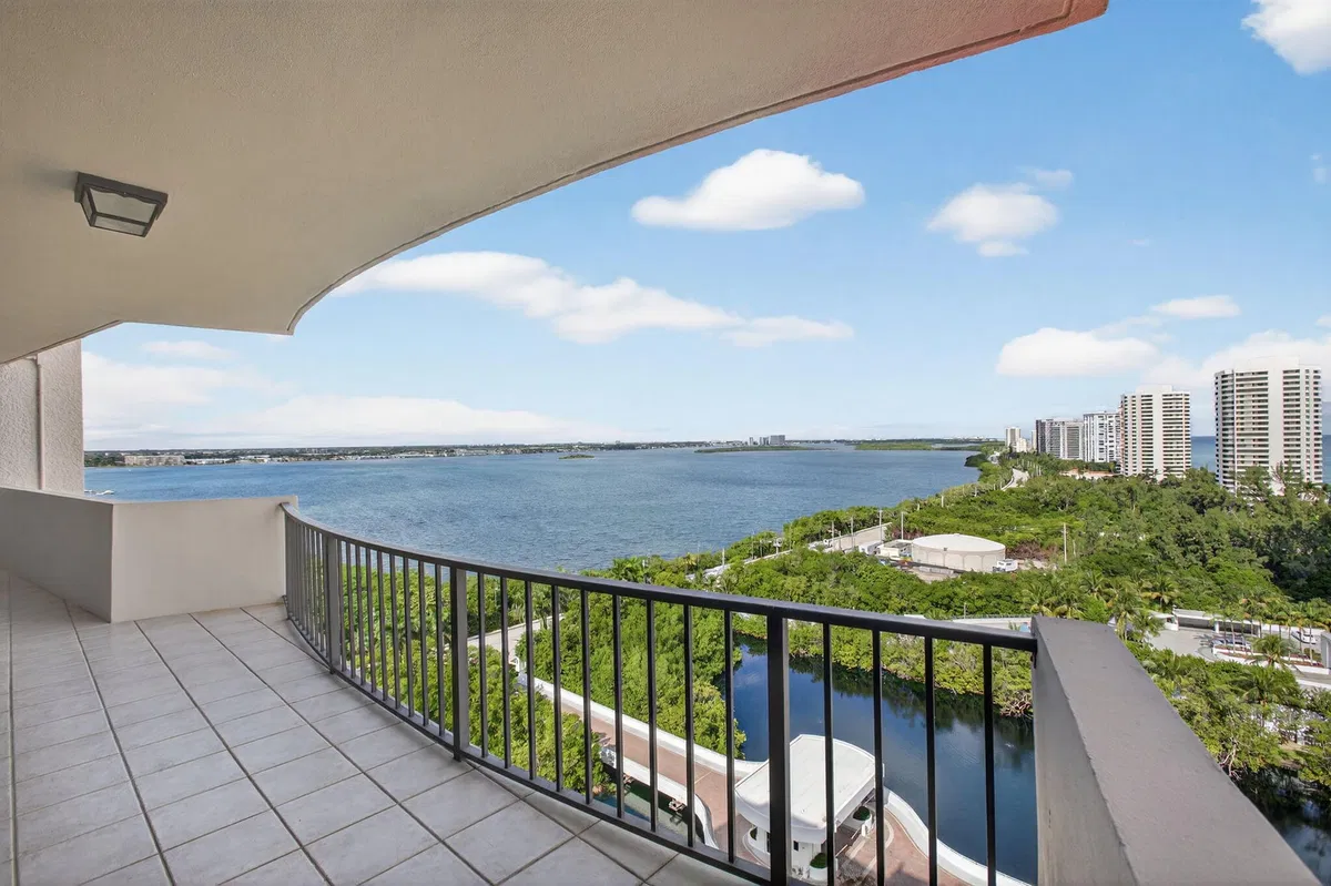 Singer Island Unit 2-1606