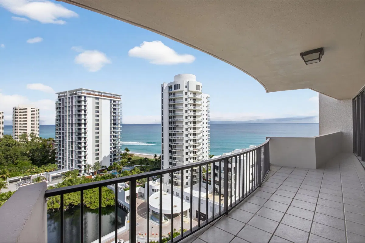 Singer Island Unit 2-1606 photo 4