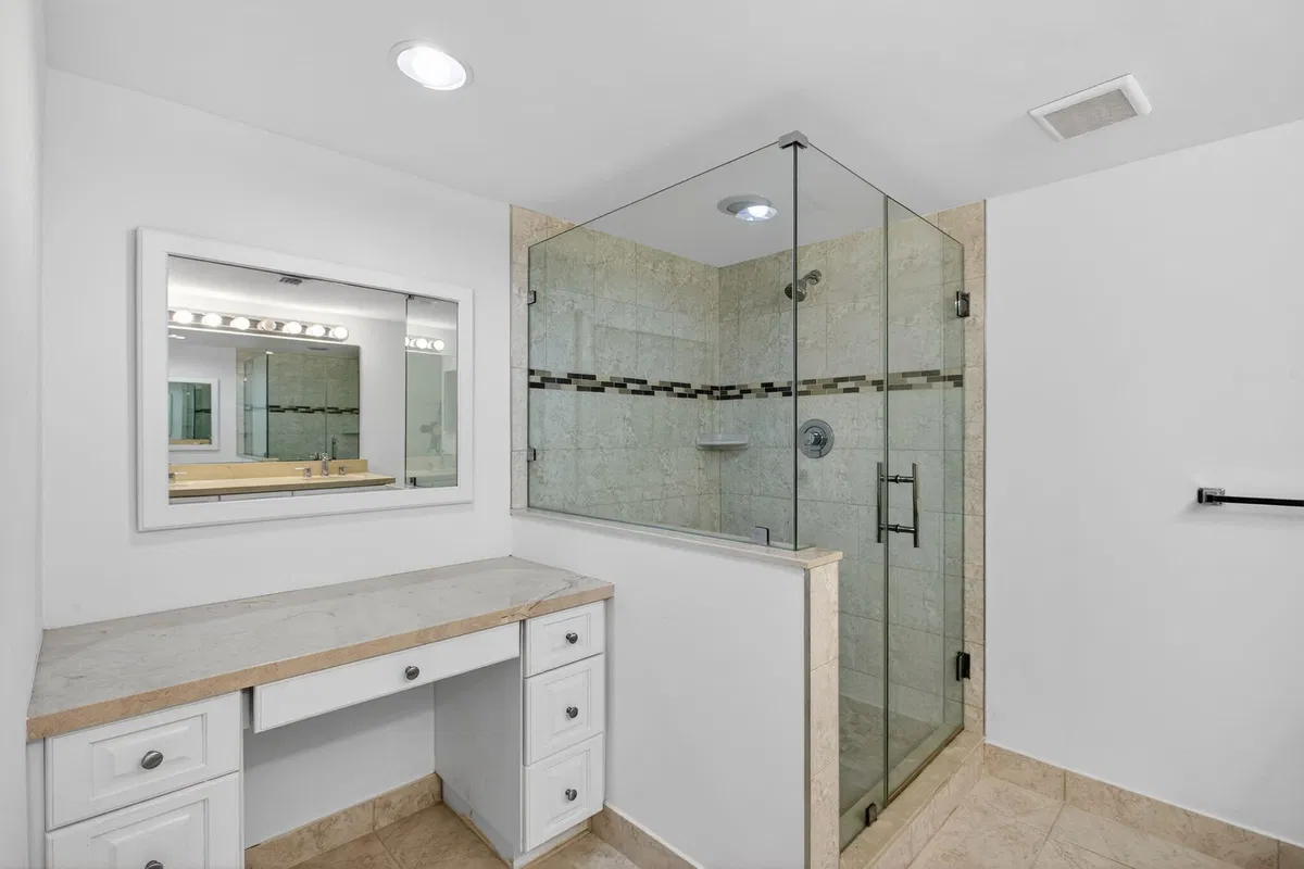 Singer Island Unit 2-1606 photo 16