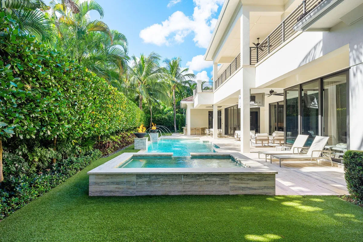 Royal Palm Yacht and Country Club Residence photo 28