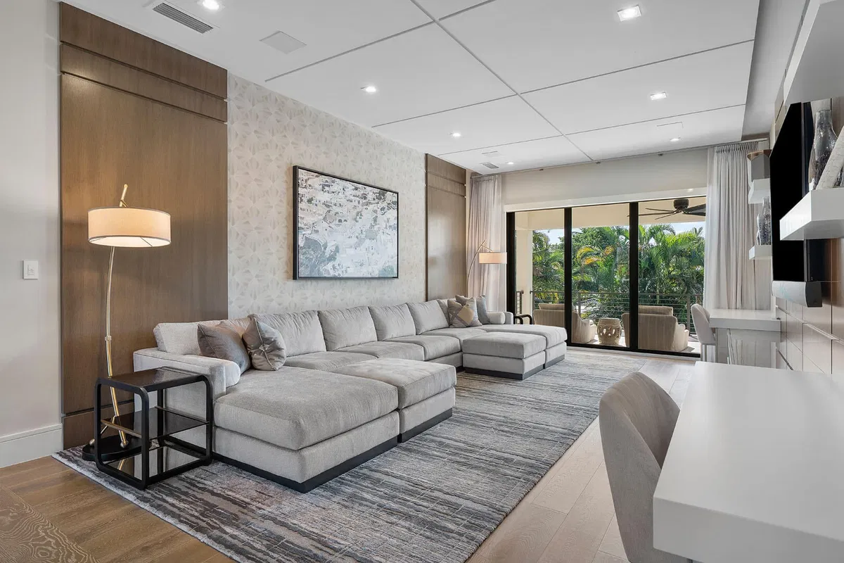 Royal Palm Yacht and Country Club Residence photo 58