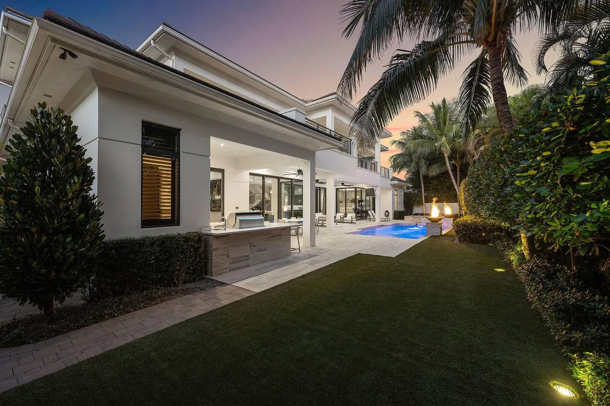 Royal Palm Yacht and Country Club Residence photo 73