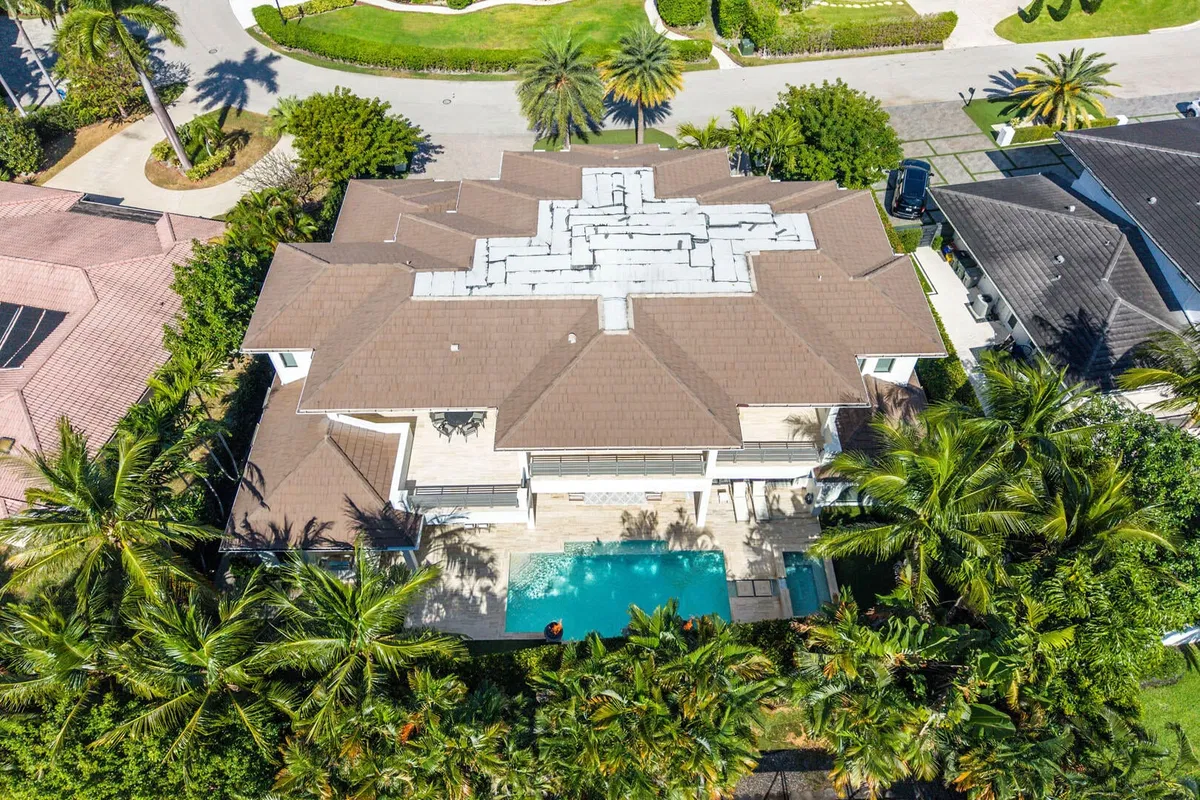 Royal Palm Yacht and Country Club Residence photo 85