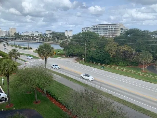 Boca Raton Unit 5010 photo 4
