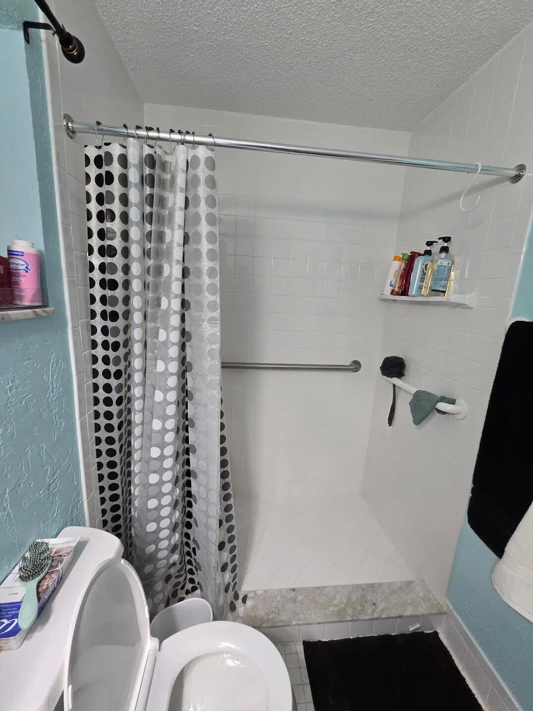 Unit 152 photo 7