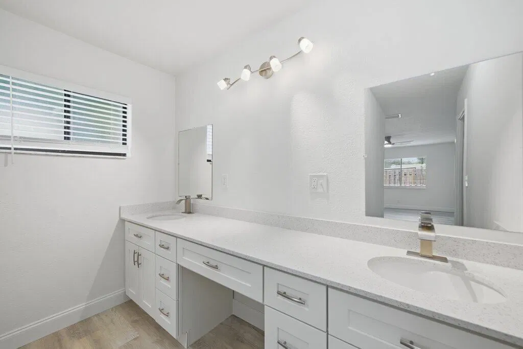 Residence photo 19