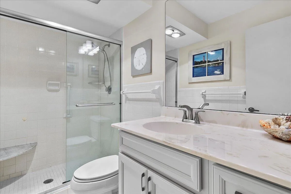  Unit H101 photo 19