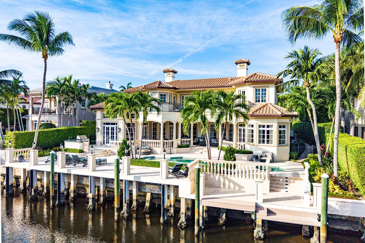 Royal Palm Yacht and Country Club Residence photo 4