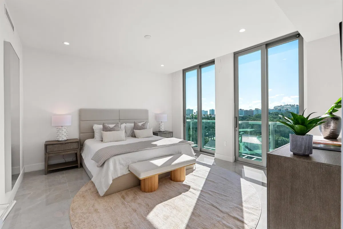 Royal Palm Residences Boca Raton Unit 604 photo 13