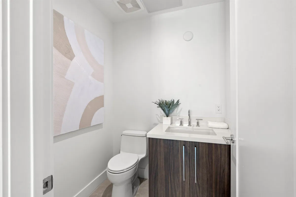 Royal Palm Residences Boca Raton Unit 604 photo 22