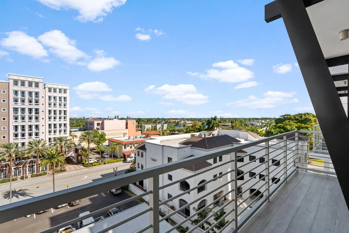Royal Palm Residences Boca Raton Unit 604 photo 25