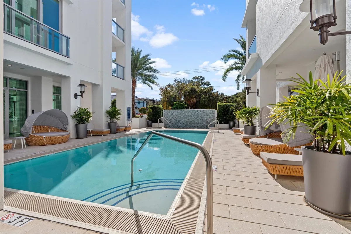 Royal Palm Residences Boca Raton Unit 604 photo 34