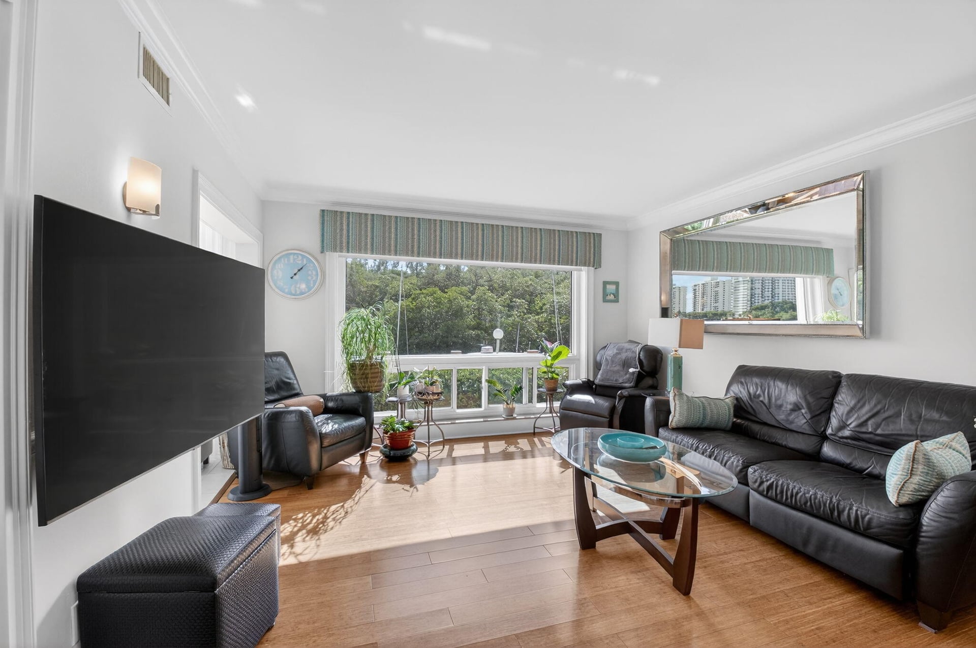 Unit 3120 photo 13