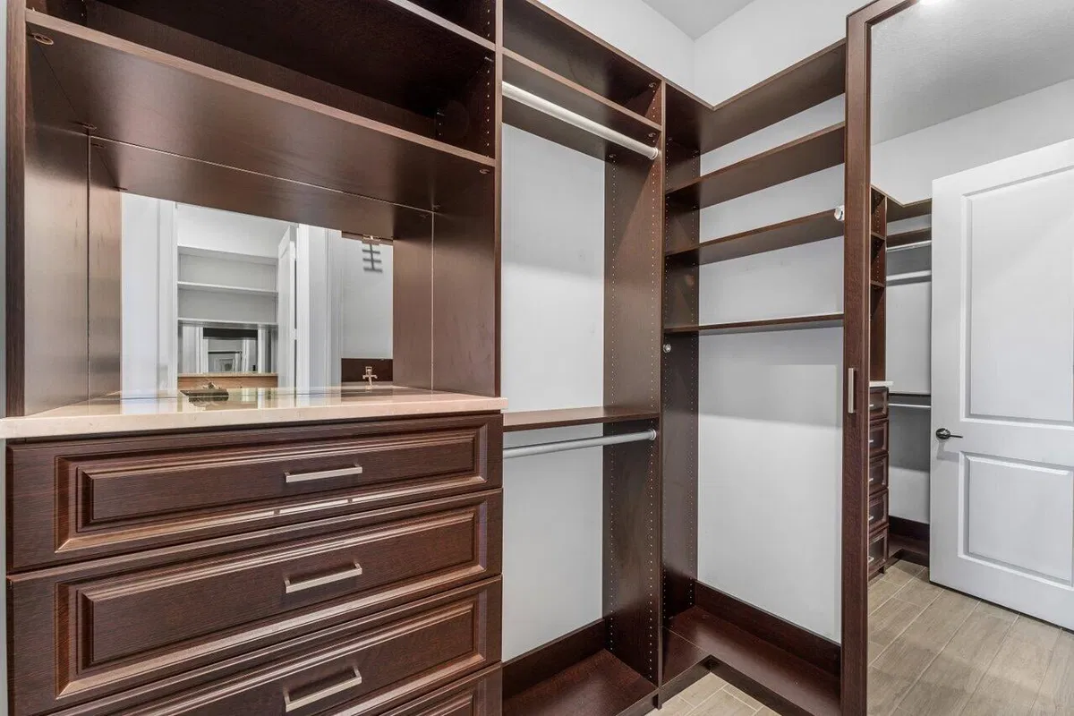 Residence photo 19