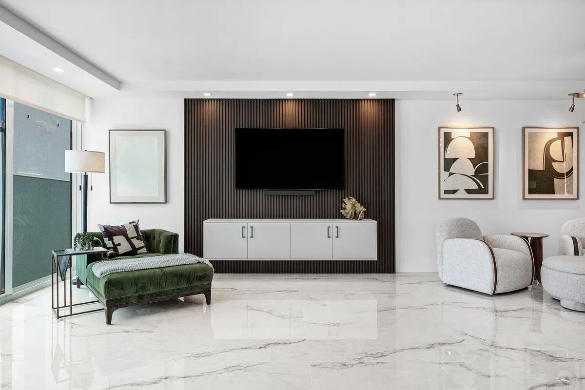 The Plaza of The Palm Beaches Unit 15a photo 4
