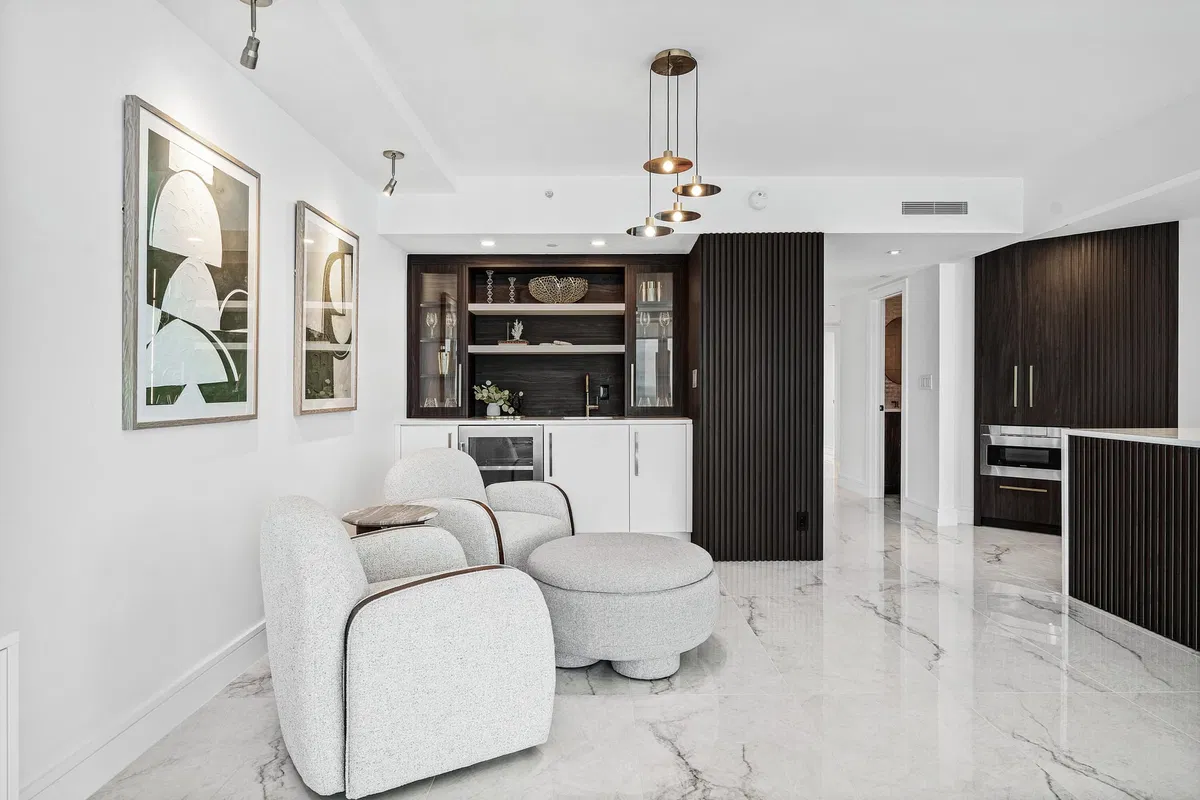 The Plaza of The Palm Beaches Unit 15a photo 7