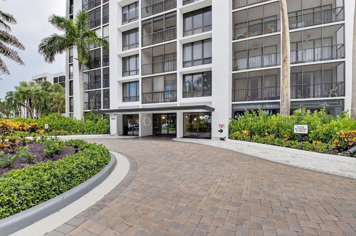 Boca West Country Club Unit 1014 photo 31