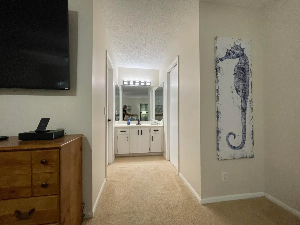 Residence photo 19
