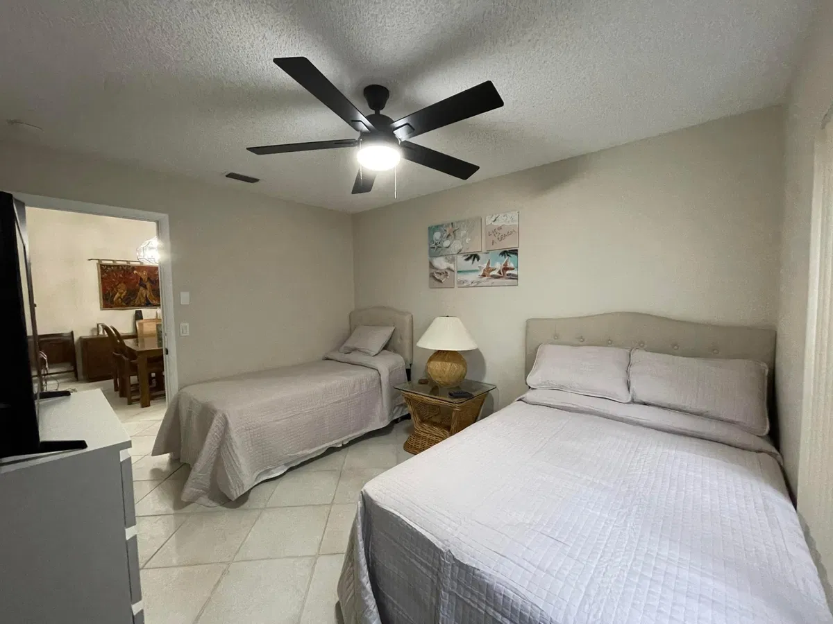 Residence photo 28