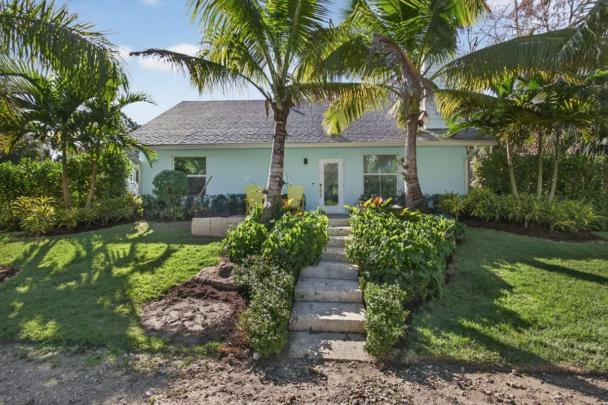 Residence photo 4