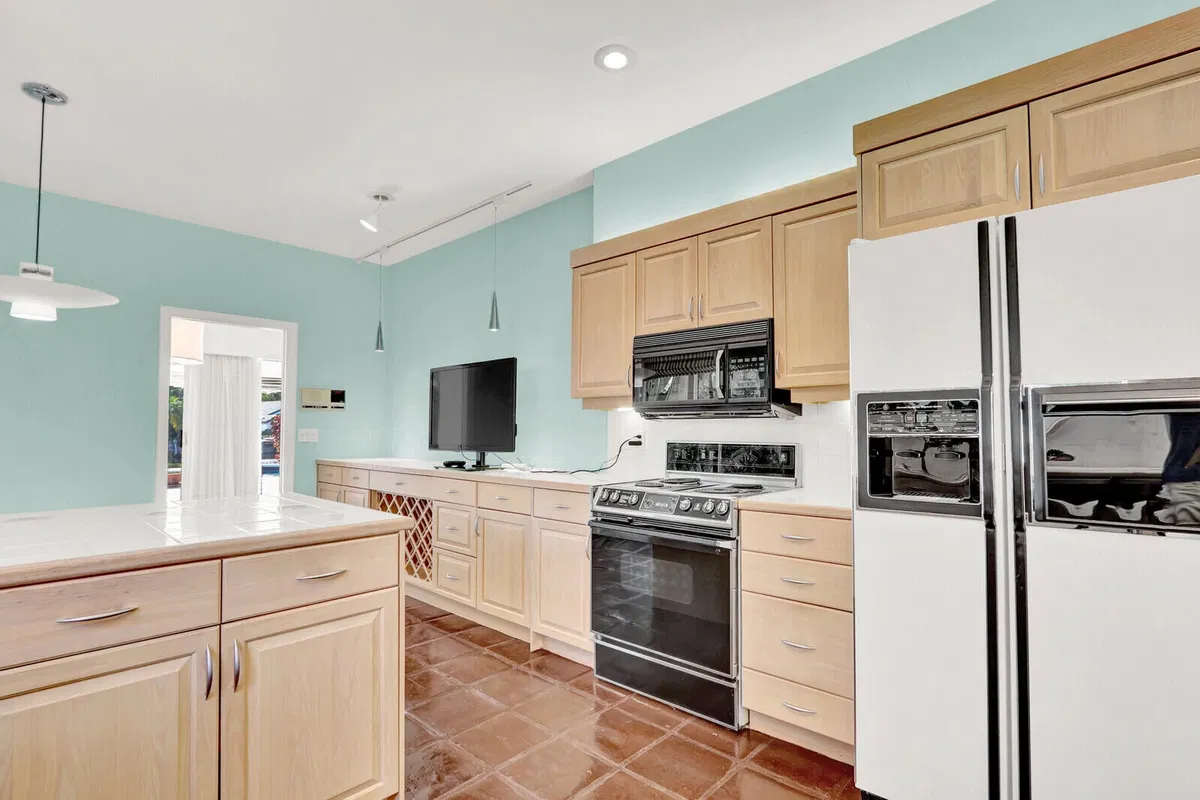 Frenchman's Creek Residence photo 7