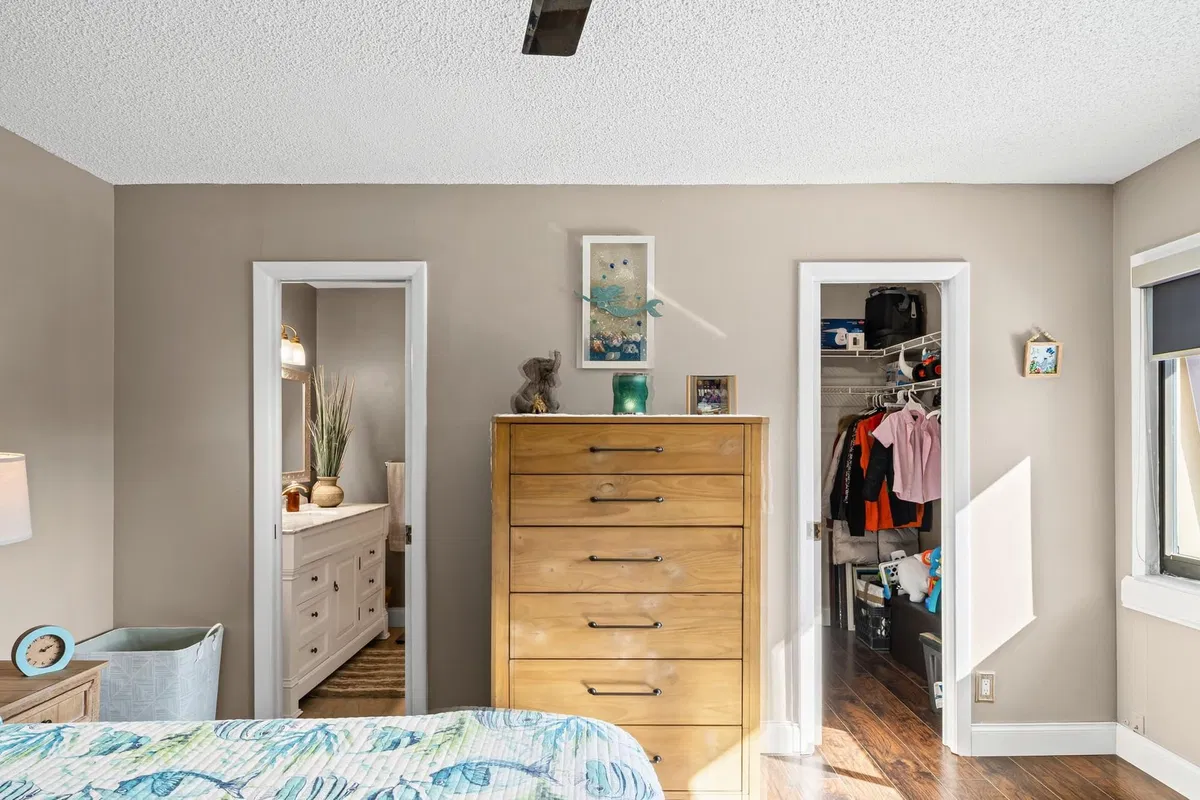  Unit D photo 25