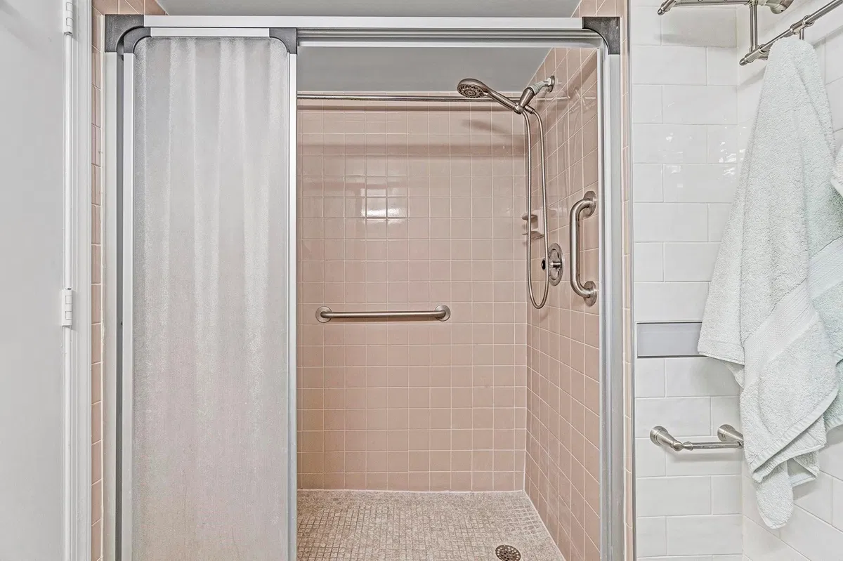  Unit 202 photo 19