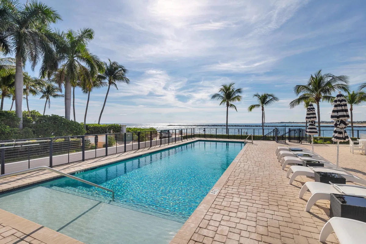Singer Island Unit 202 photo 25