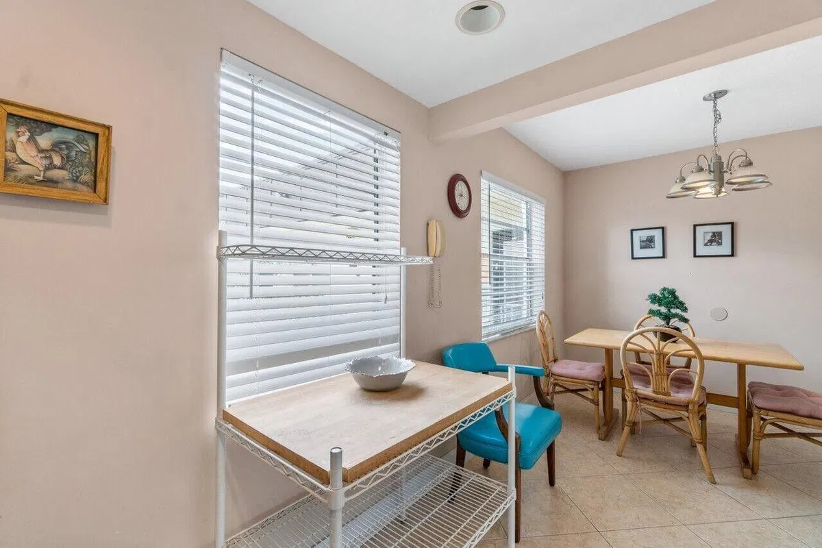 Residence photo 10