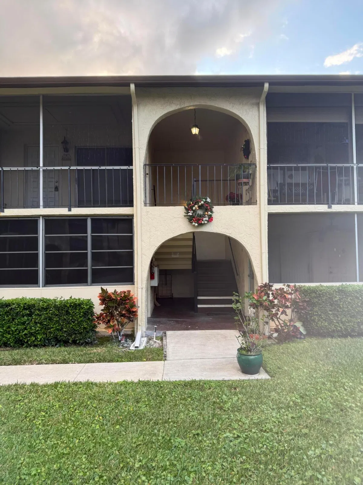 Unit C-2 photo 10