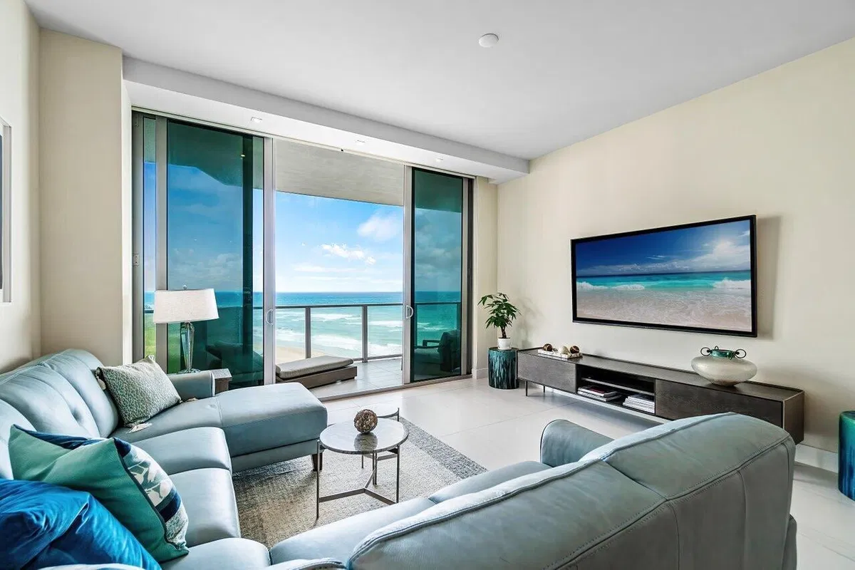 Amrit Ocean Resort & Residences Unit H1602