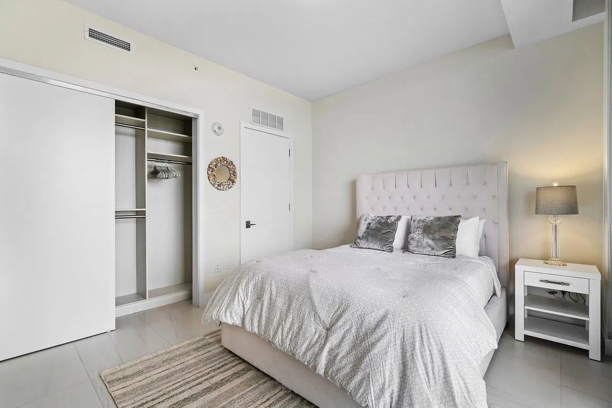Amrit Ocean Resort & Residences Unit H1602 photo 22