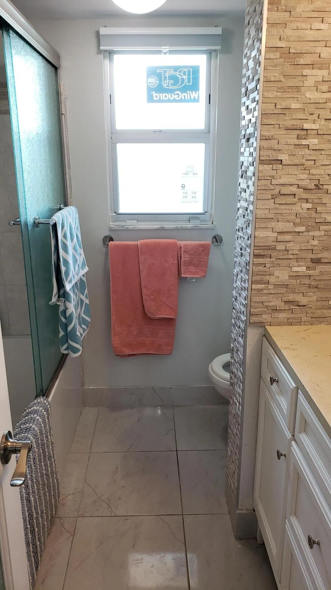 Unit 304 photo 16