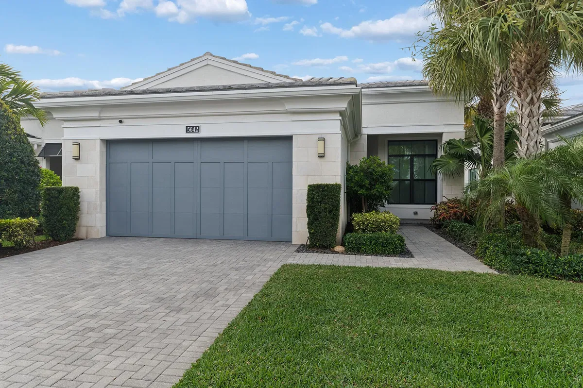 Artistry Palm Beach Gardens Residence