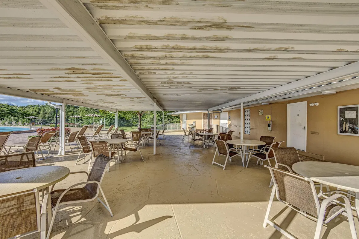 Residence photo 49