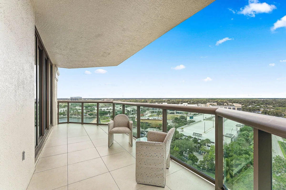 The Landmark Palm Beach Gardens Unit 1203c photo 31