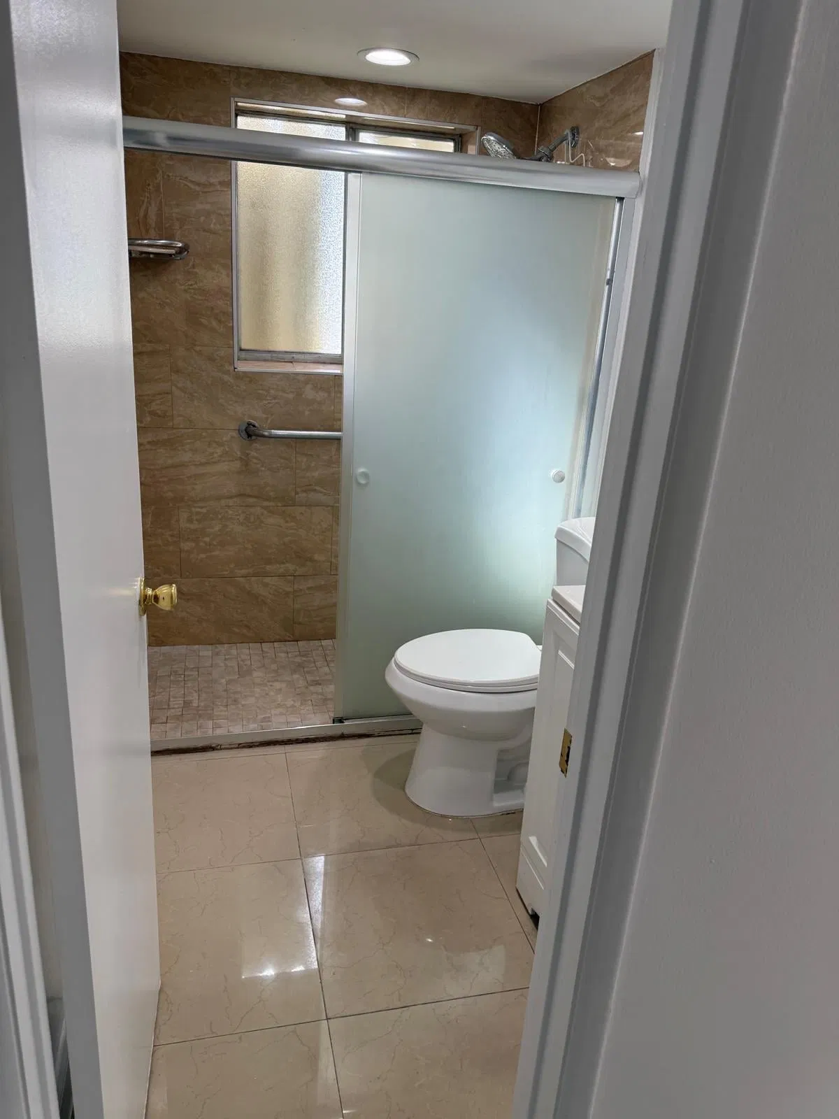 Unit A122 photo 7