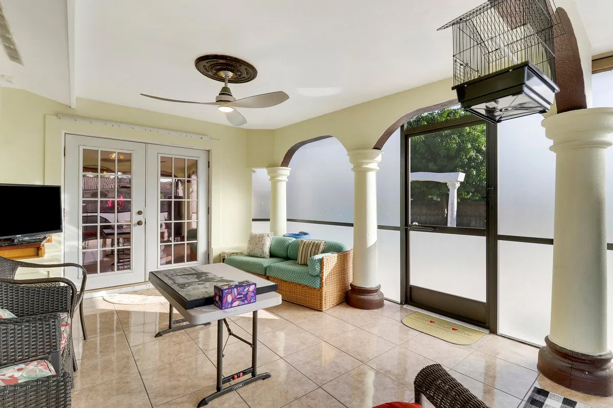Residence photo 13