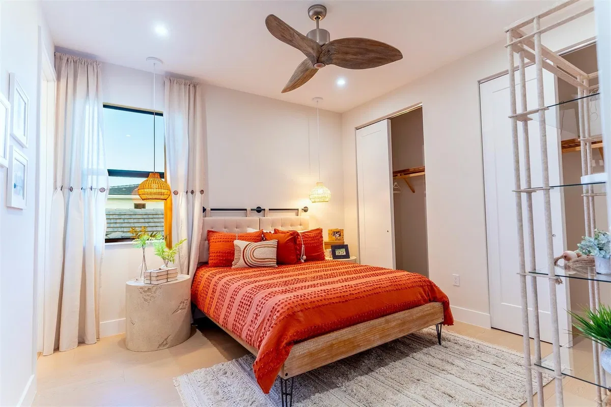 Residence photo 19