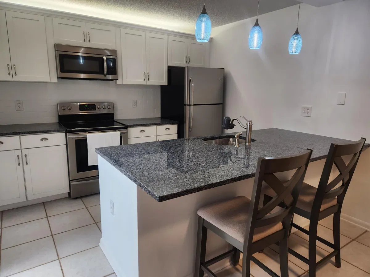 Residence photo 4