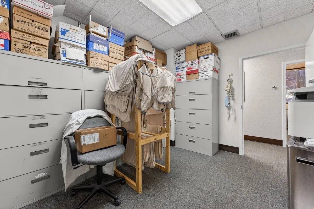 Unit 201 photo 19