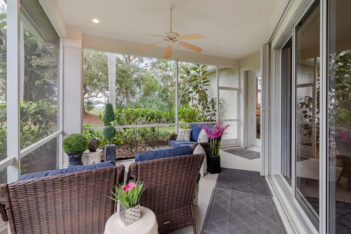Monarch Country Club Residence photo 16