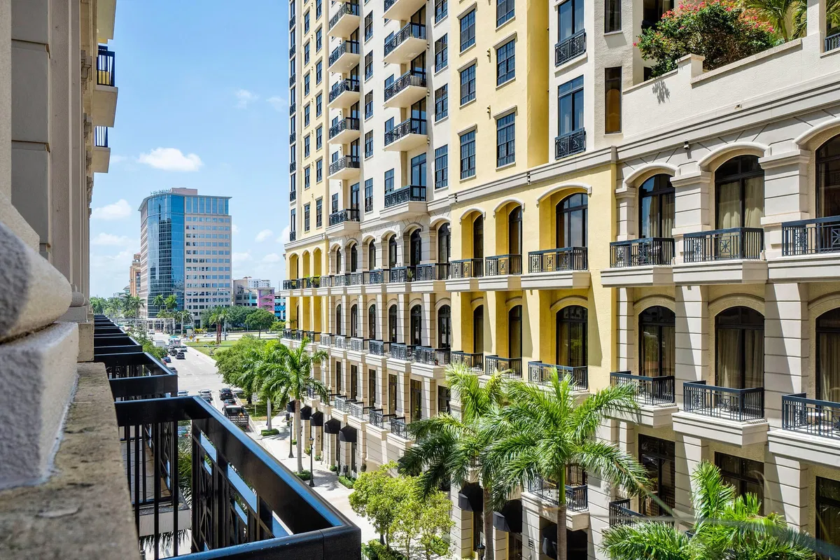 One City Plaza Unit 430 photo 22