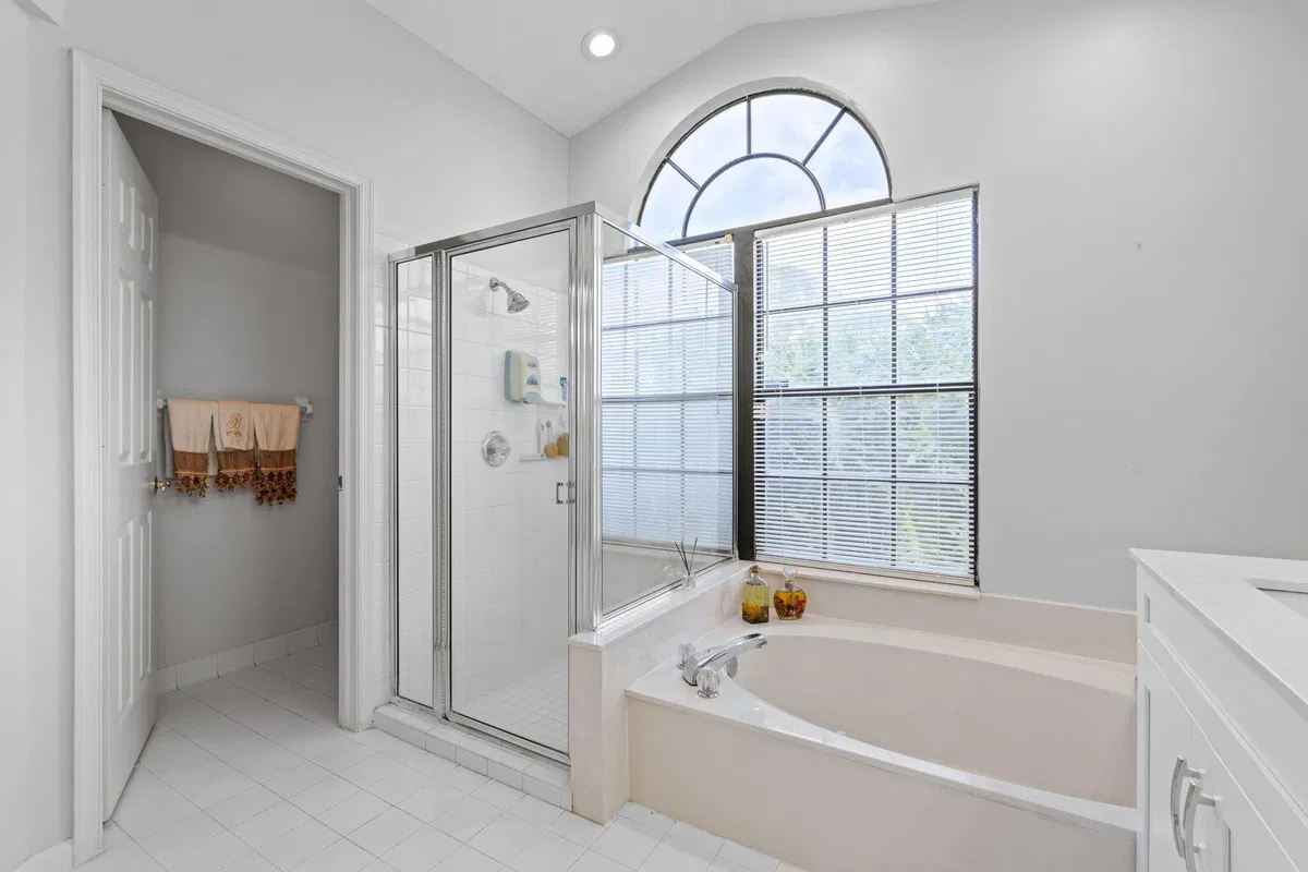 Residence photo 25