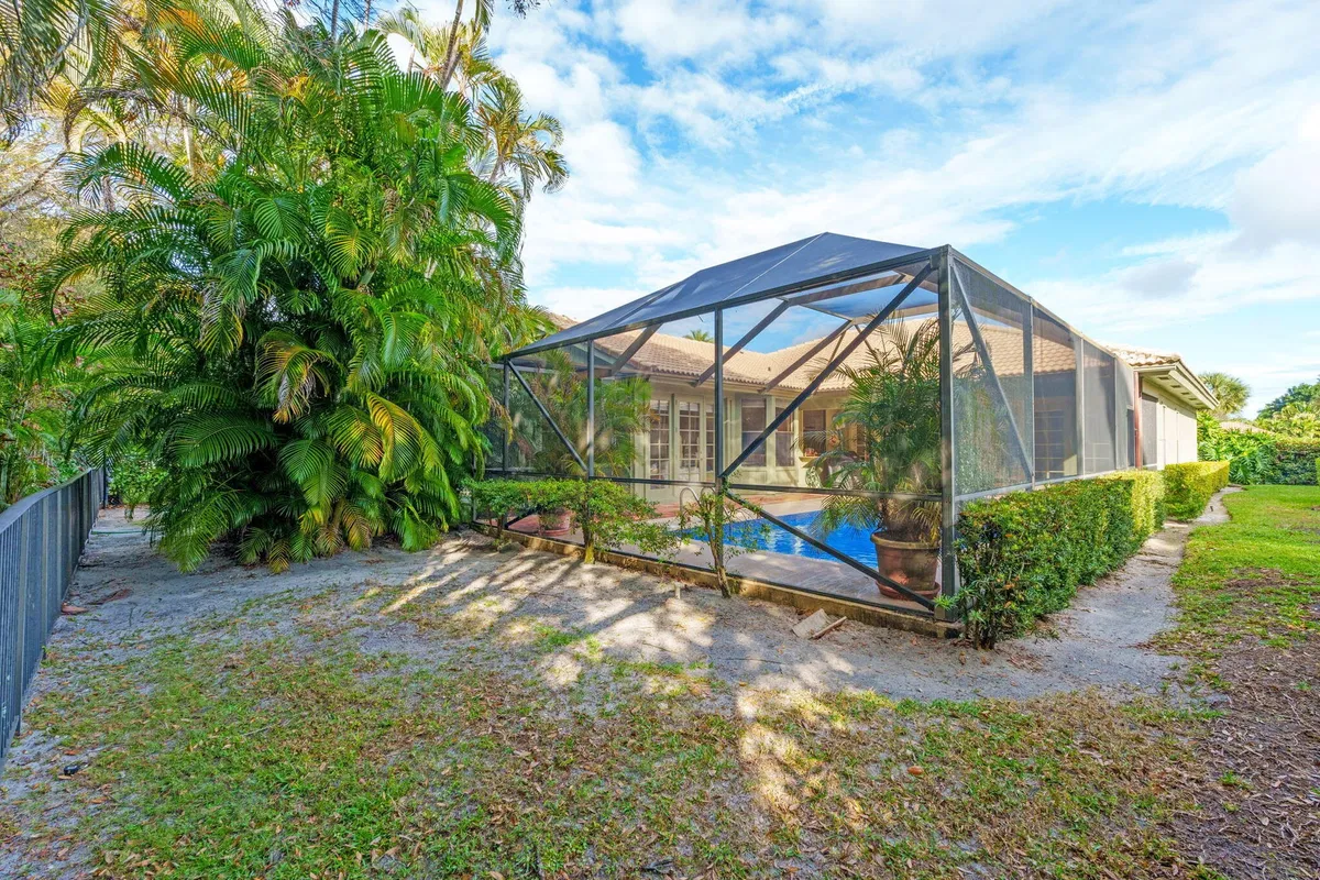 Residence photo 34