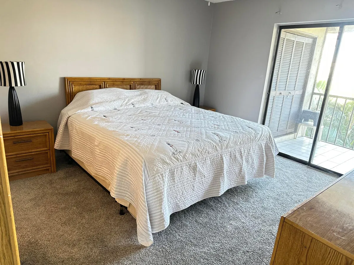 Unit 205 photo 13