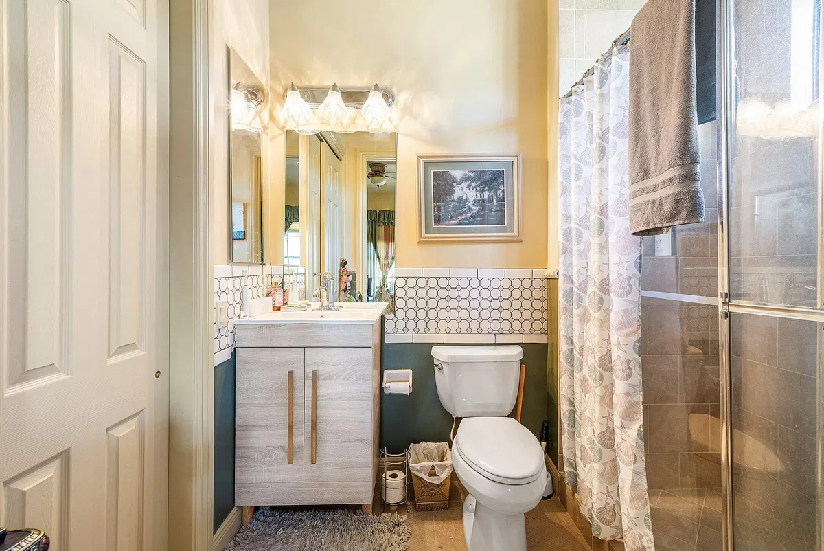 Residence photo 49