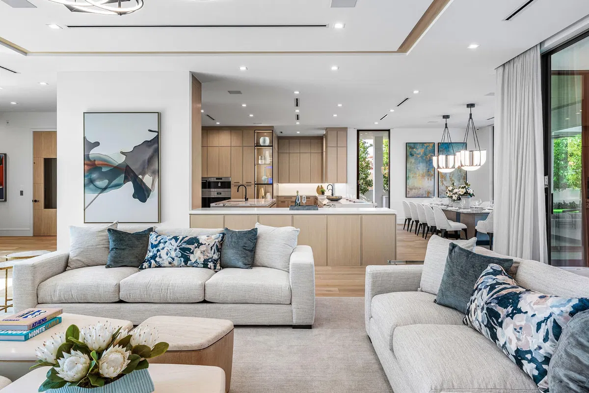 Royal Palm Yacht and Country Club Residence photo 13