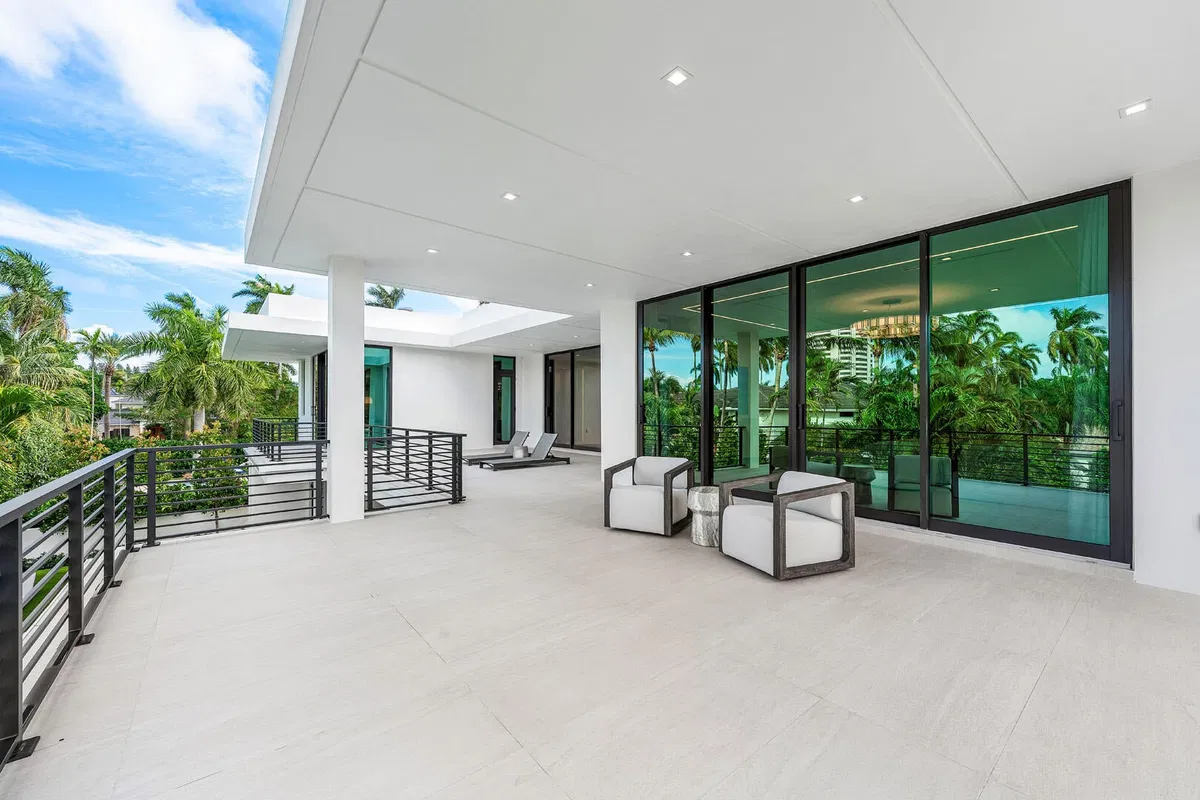 Royal Palm Yacht and Country Club Residence photo 61