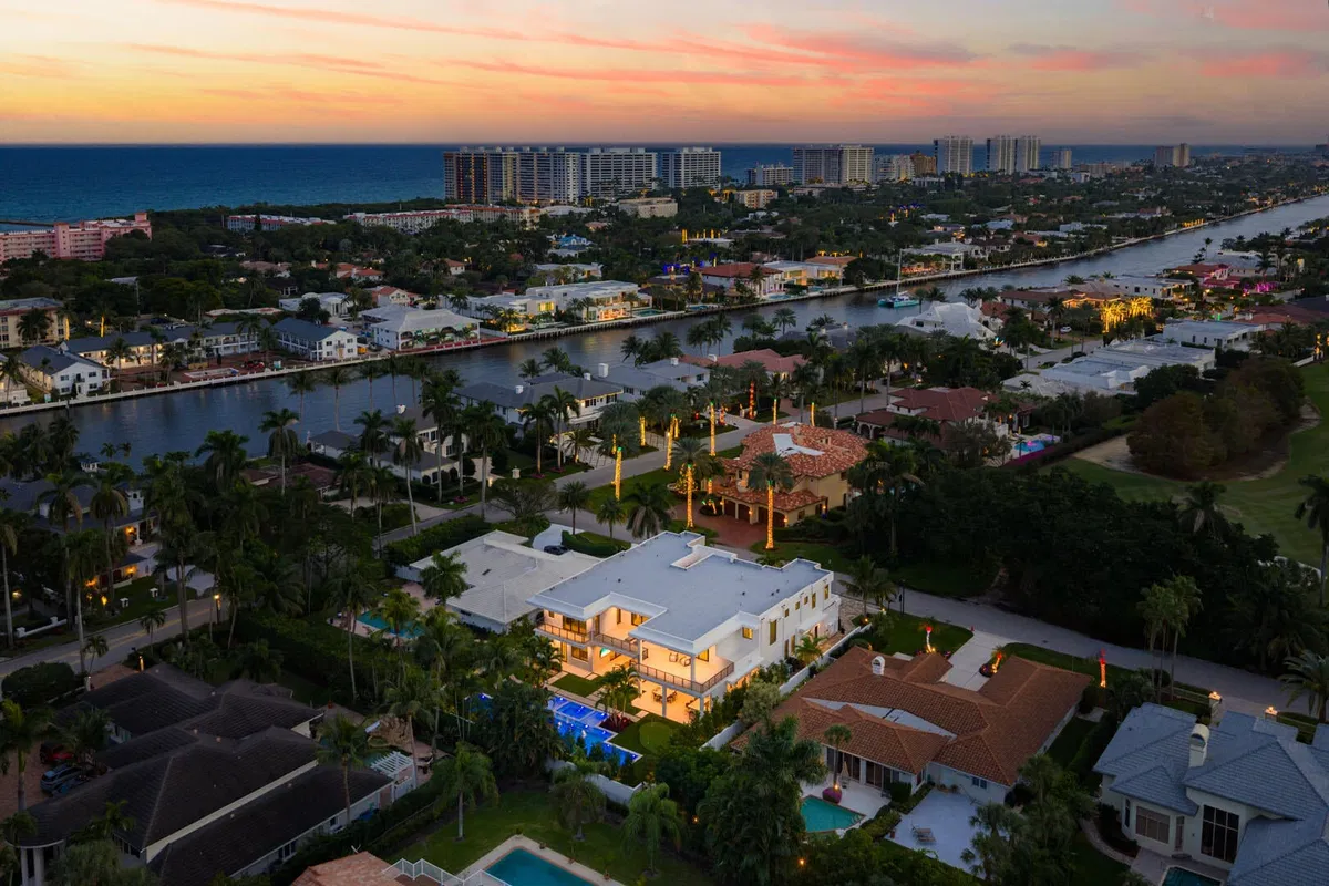 Royal Palm Yacht and Country Club Residence photo 91